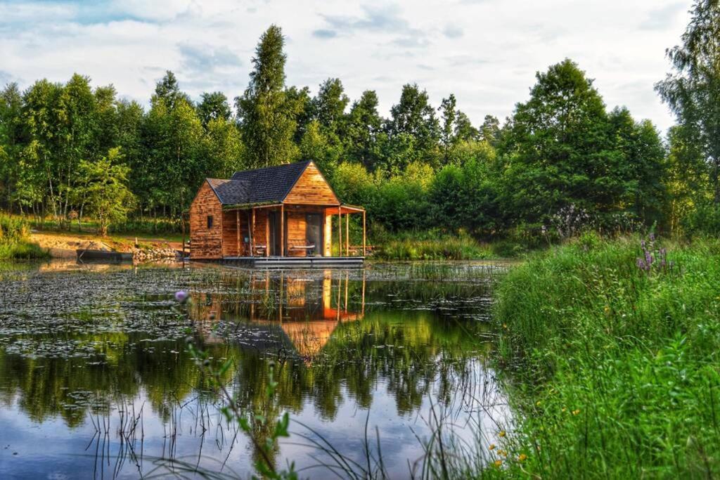 Heather Hut, Off-Grid Cottage On A Pond+2 Ha Darzkowo エクステリア 写真