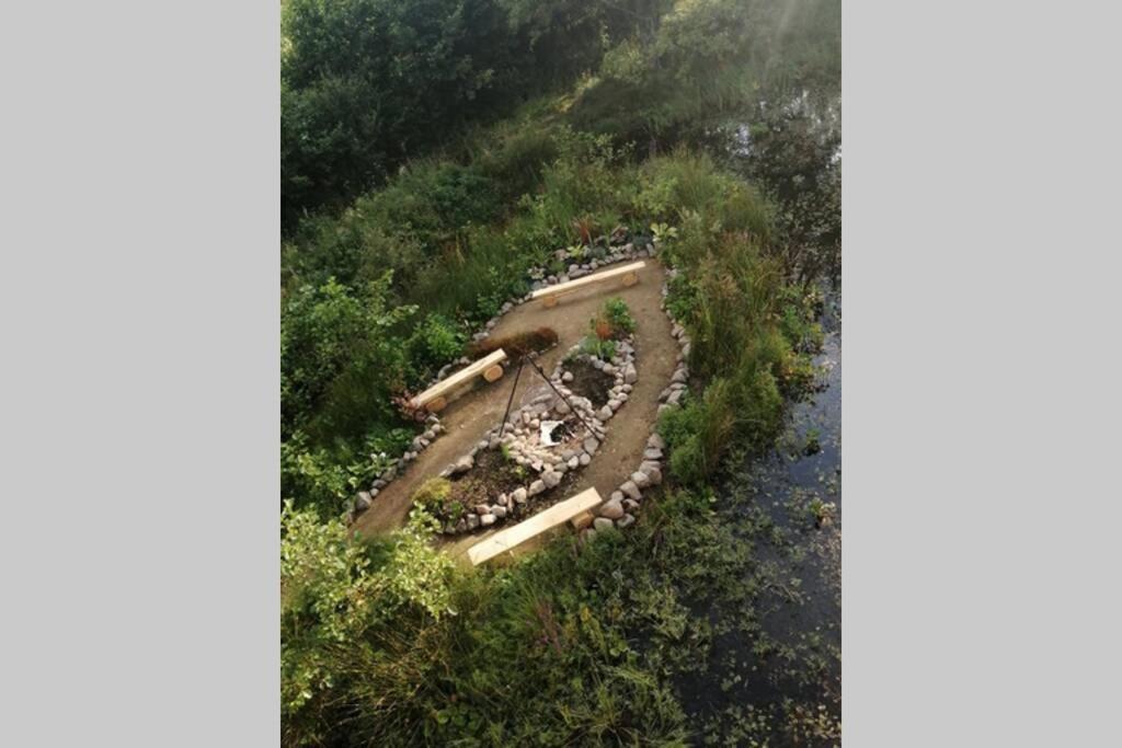 Heather Hut, Off-Grid Cottage On A Pond+2 Ha Darzkowo エクステリア 写真